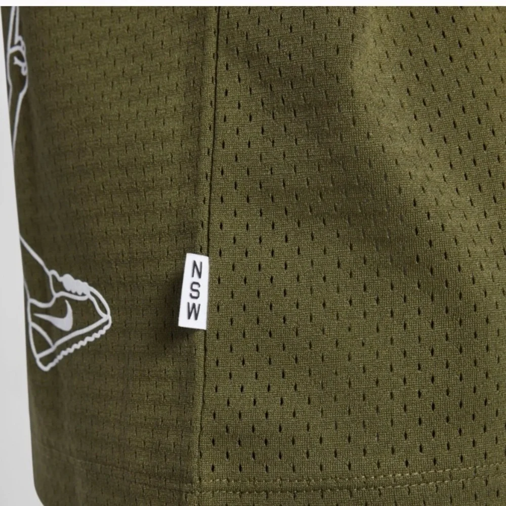 Nike Sportswear Blockout Logo Mesh Green jersey short sleeve T-shirt medium new
